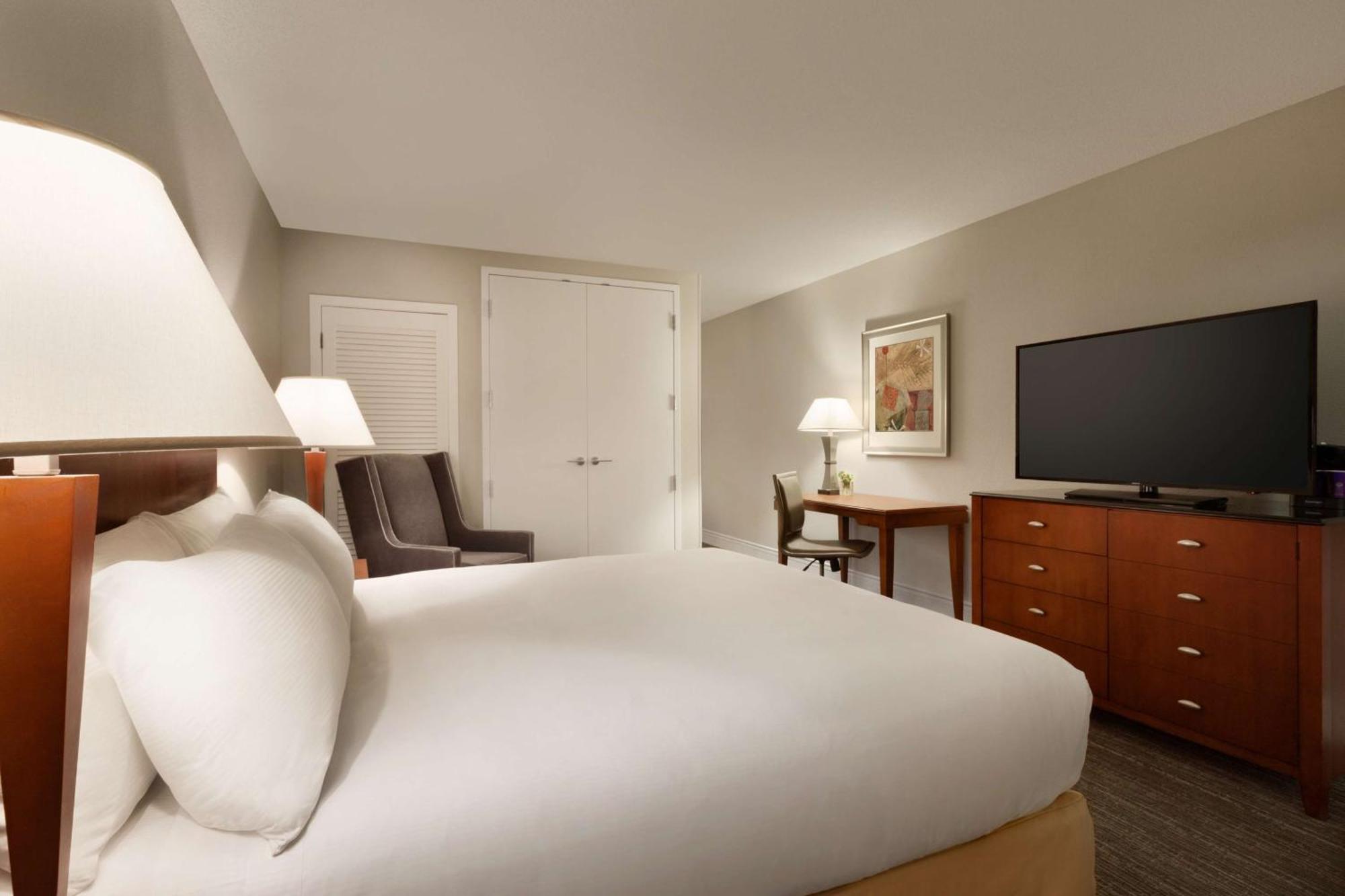 Doubletree By Hilton Minneapolis Park Place Saint Louis Park Eksteriør bilde