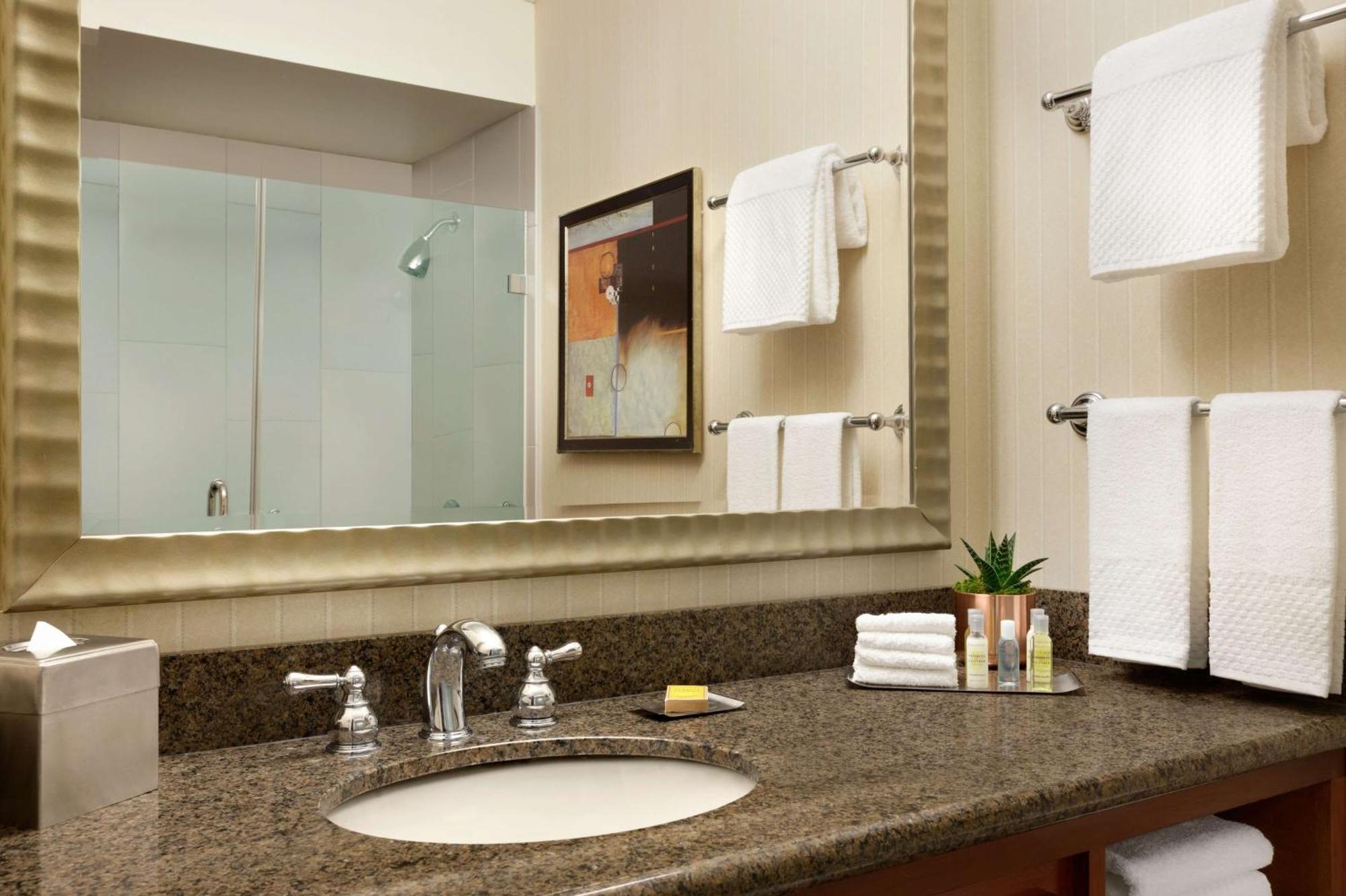 Doubletree By Hilton Minneapolis Park Place Saint Louis Park Eksteriør bilde