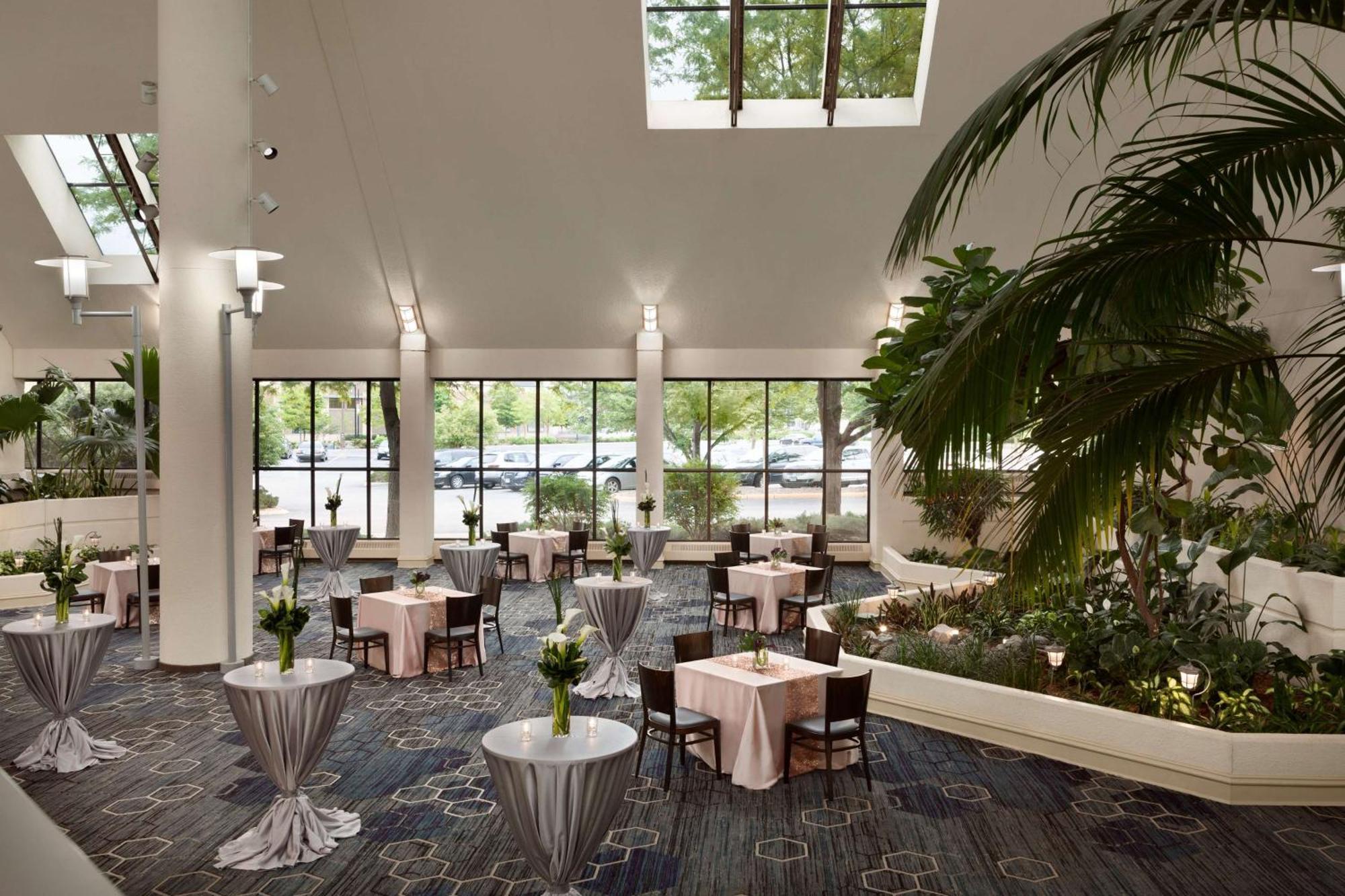 Doubletree By Hilton Minneapolis Park Place Saint Louis Park Eksteriør bilde