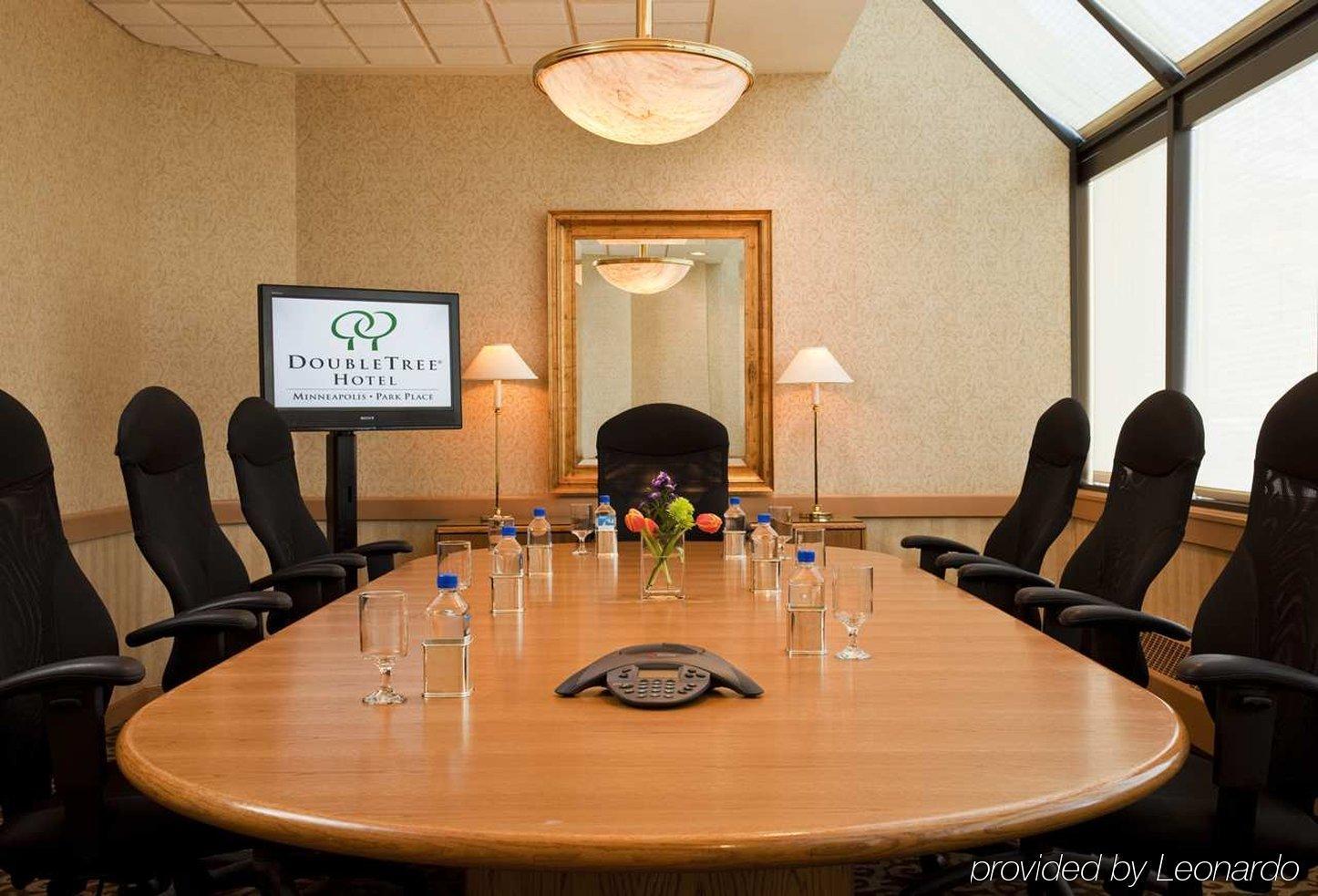 Doubletree By Hilton Minneapolis Park Place Saint Louis Park Fasiliteter bilde