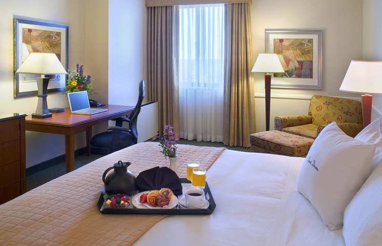 Doubletree By Hilton Minneapolis Park Place Saint Louis Park Rom bilde